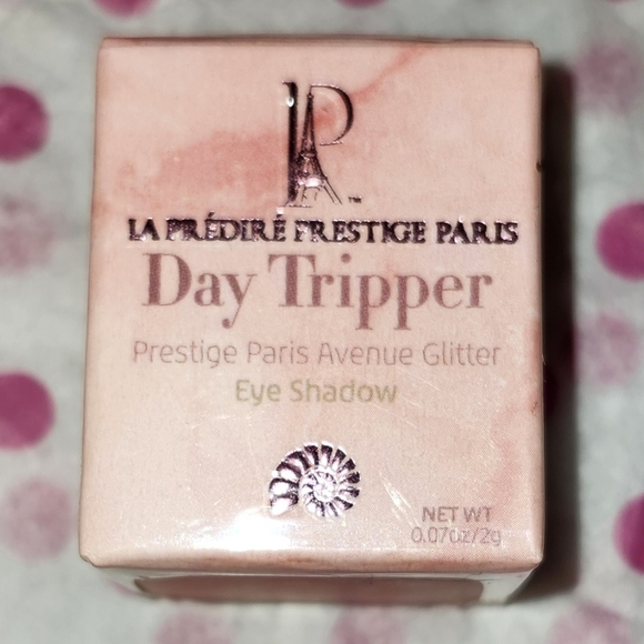 NIB-Eyeshadow-Predire Day Tripper - Prestige Paris Avenue Matte Eye Shadow #05 - Picture 7 of 11